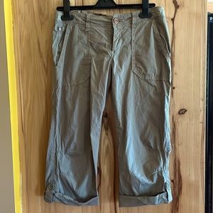 Sanctuary Cropped‎ Cargos olive